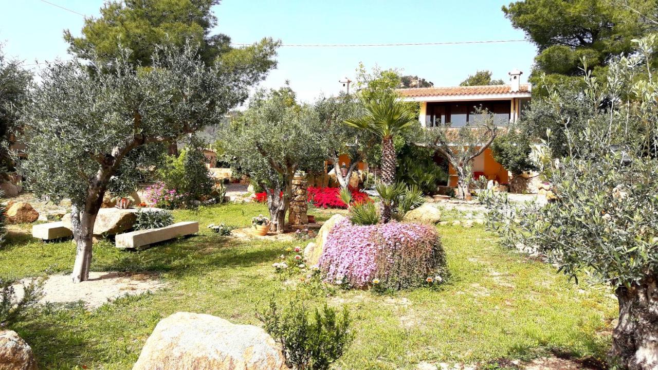 Villa Alice Apartments Orosei Exterior photo